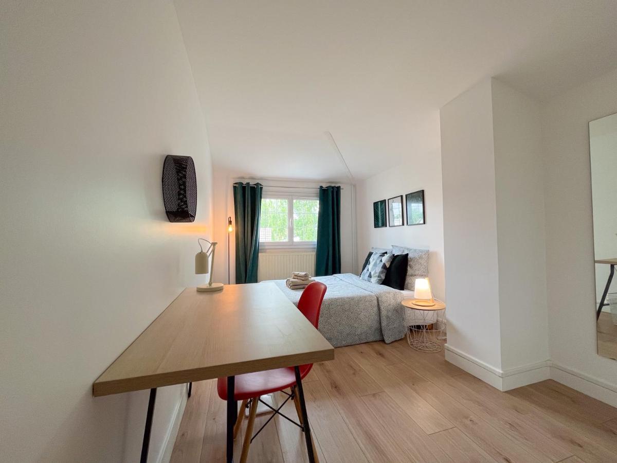 Maison Ideale Pour Visiter Paris Versailles - Chambres Privees Paris-Saclay Bures-sur-Yvette 객실 사진